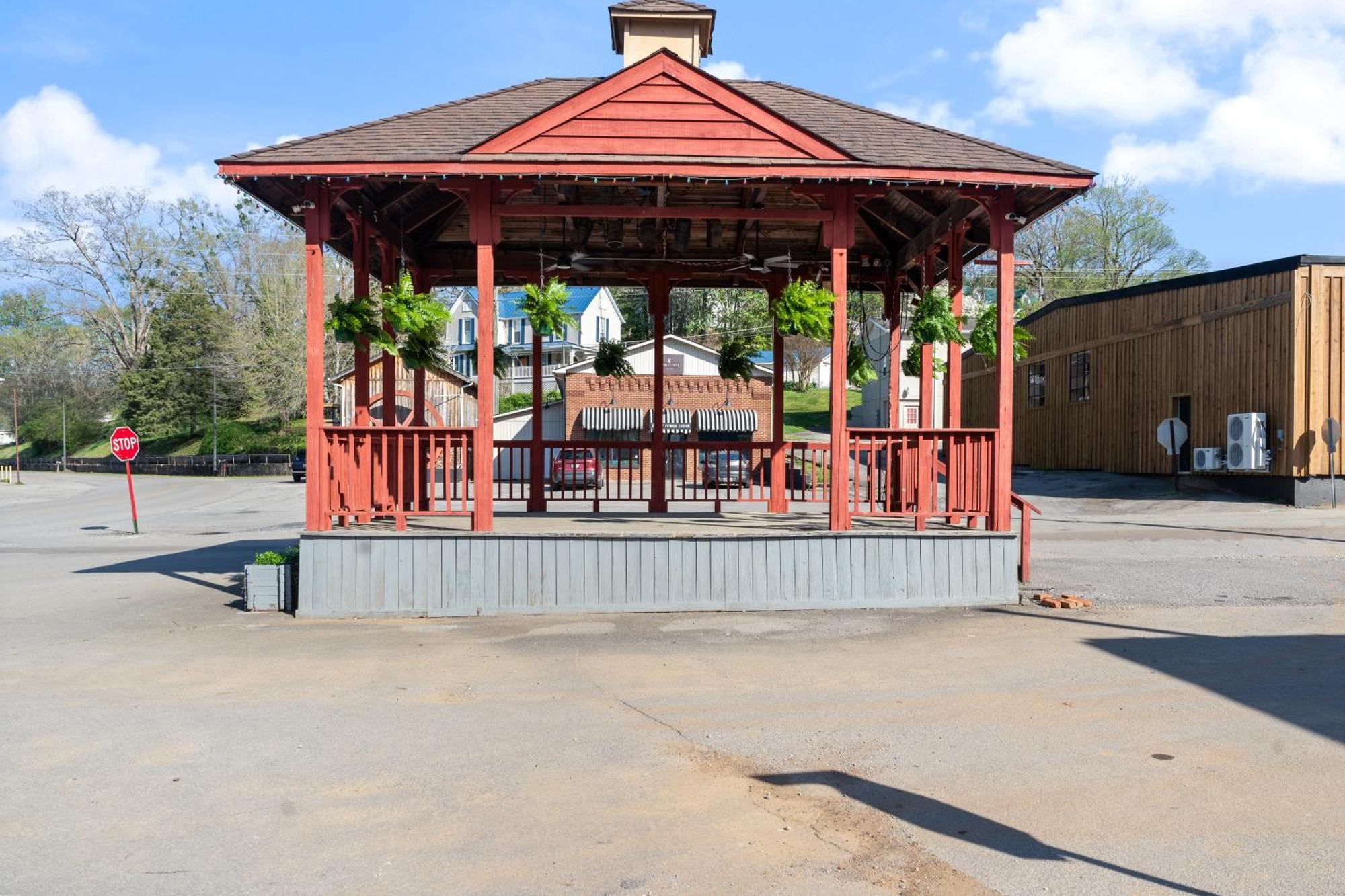 The Tellico Plains Inn And Event Venue 外观 照片