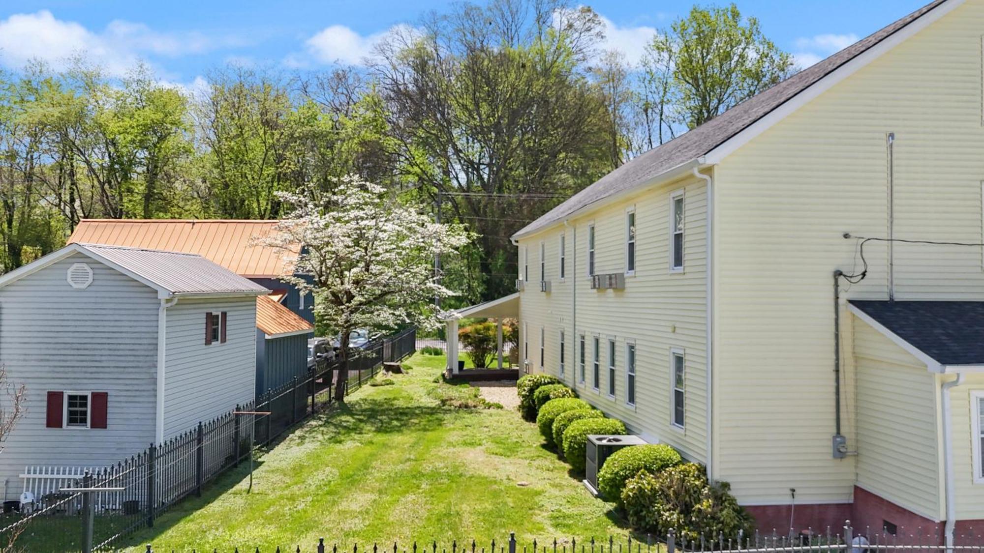 The Tellico Plains Inn And Event Venue 外观 照片
